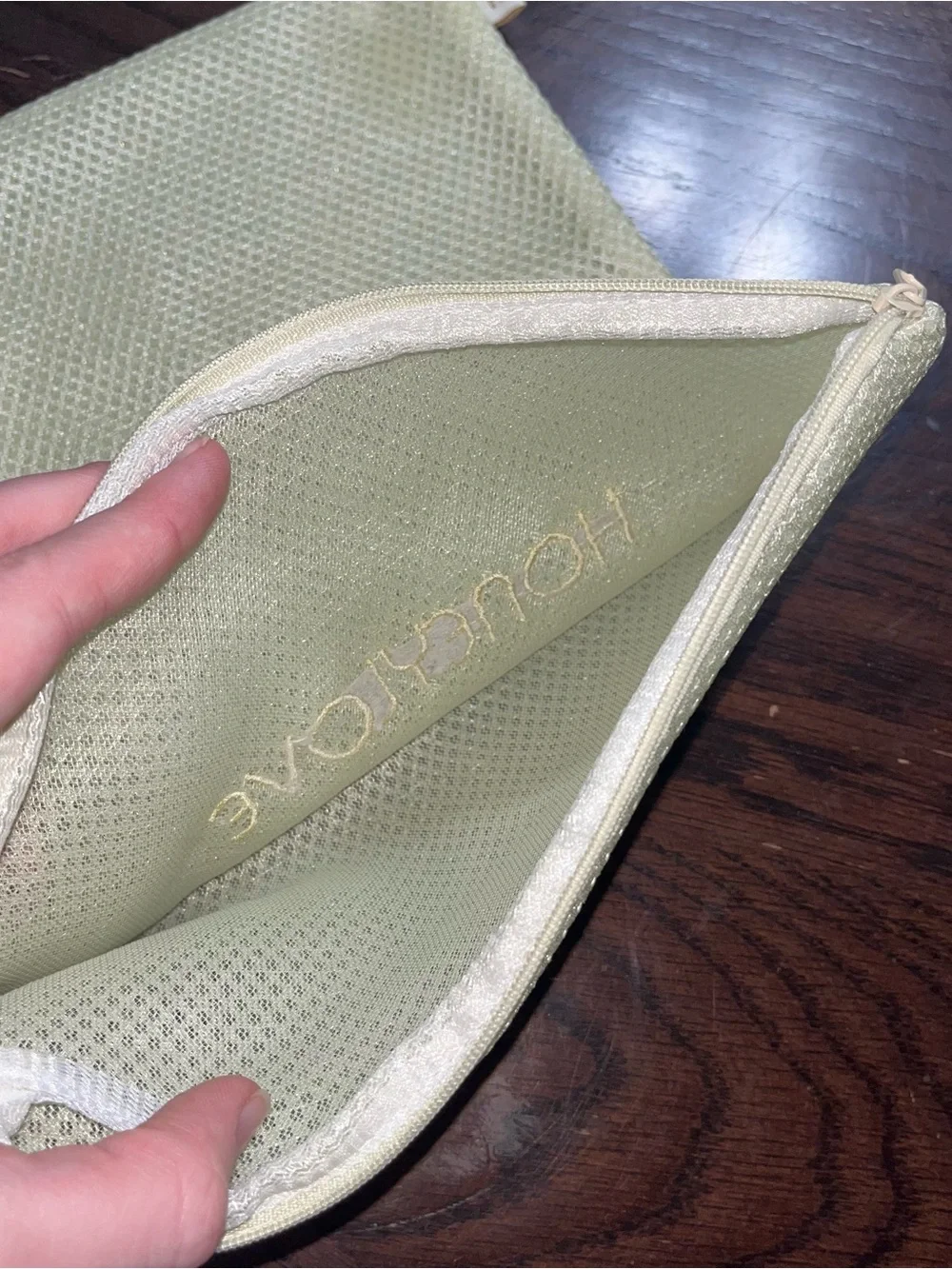Honeylove Cream Mesh Delicate Wash Bag
